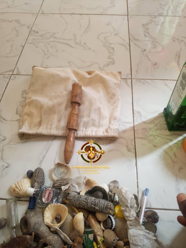 Le Fâ — Oracle sacré du Vodoun